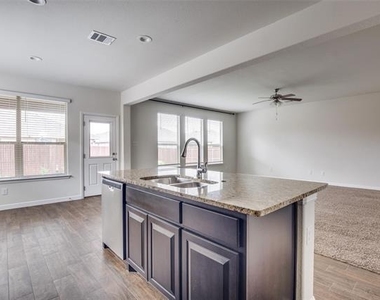9036 Sycamore Leaf Drive - Photo Thumbnail 11