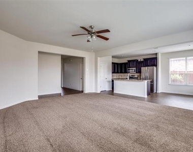 9036 Sycamore Leaf Drive - Photo Thumbnail 5