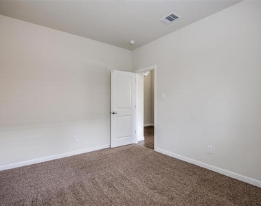 9036 Sycamore Leaf Drive - Photo Thumbnail 19