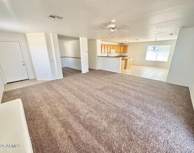 2106 W Alta Vista Road - Photo Thumbnail 3
