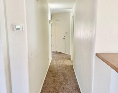 2106 W Alta Vista Road - Photo Thumbnail 23