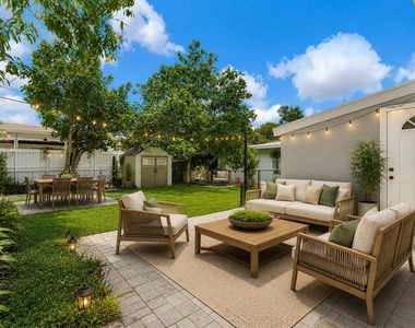 6621 Perry Street - Photo Thumbnail 23