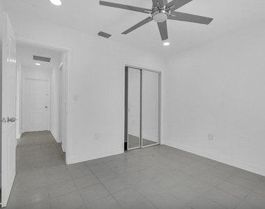 6621 Perry Street - Photo Thumbnail 16