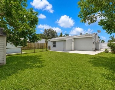 6621 Perry Street - Photo Thumbnail 26