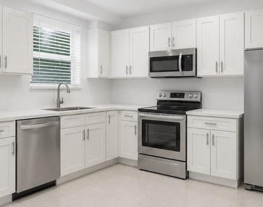6621 Perry Street - Photo Thumbnail 9