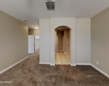 41350 W Hopper Drive - Photo Thumbnail 11