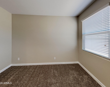 41350 W Hopper Drive - Photo Thumbnail 5