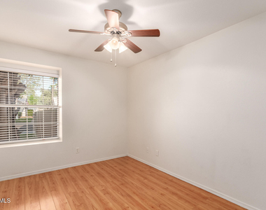 19912 N 76th Avenue - Photo Thumbnail 9