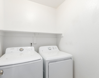 19912 N 76th Avenue - Photo Thumbnail 13