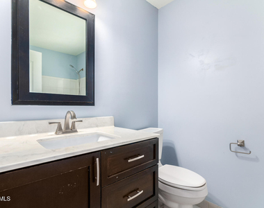 19912 N 76th Avenue - Photo Thumbnail 10