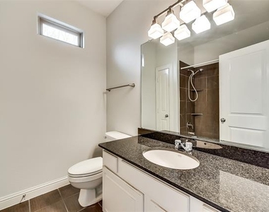 2606 N Henderson Avenue - Photo Thumbnail 14