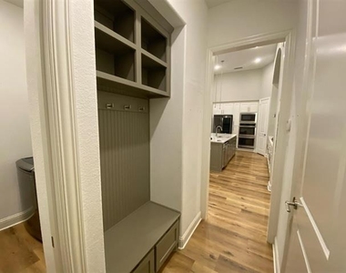 3930 Prairie Clover Lane - Photo Thumbnail 20
