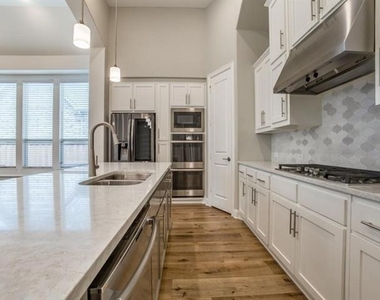 3930 Prairie Clover Lane - Photo Thumbnail 10