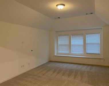 3930 Prairie Clover Lane - Photo Thumbnail 23