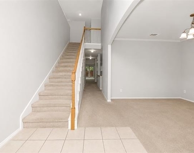 508 Lead Creek Drive - Photo Thumbnail 5