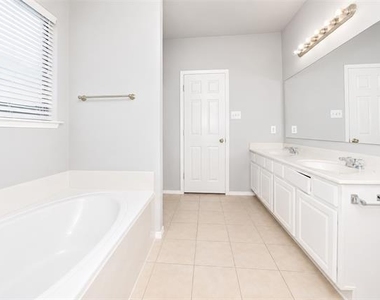 508 Lead Creek Drive - Photo Thumbnail 18