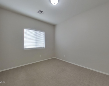 14621 W Ventura Street - Photo Thumbnail 12
