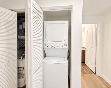 4250 Lakewood Road - Photo Thumbnail 9