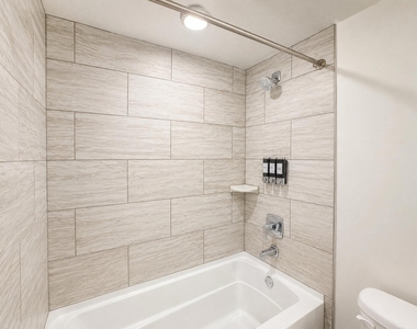 4250 Lakewood Road - Photo Thumbnail 15