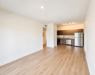4250 Lakewood Road - Photo Thumbnail 5