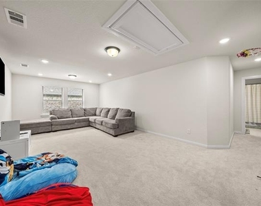 609 Northside Drive - Photo Thumbnail 24