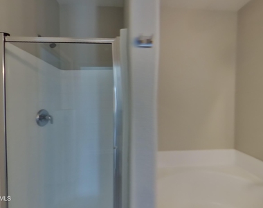 45960 W Barbara Lane - Photo Thumbnail 6
