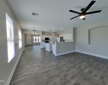 45960 W Barbara Lane - Photo Thumbnail 2