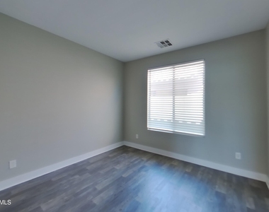 45960 W Barbara Lane - Photo Thumbnail 9