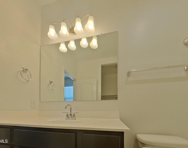 31062 W Mulberry Drive - Photo Thumbnail 8