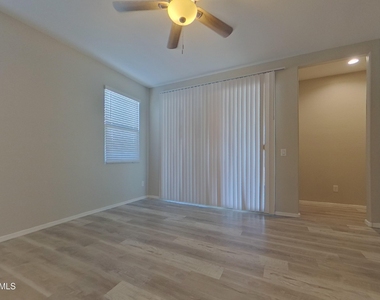 31062 W Mulberry Drive - Photo Thumbnail 1