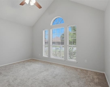 3210 Eagle Lane - Photo Thumbnail 1