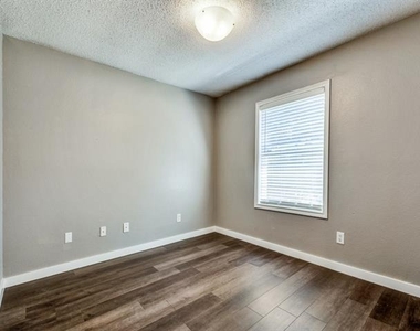 8101 Bay Street - Photo Thumbnail 19
