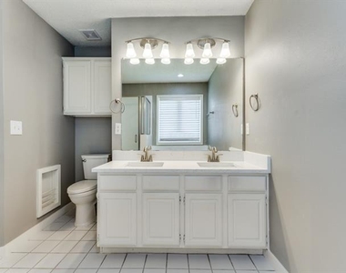8101 Bay Street - Photo Thumbnail 16