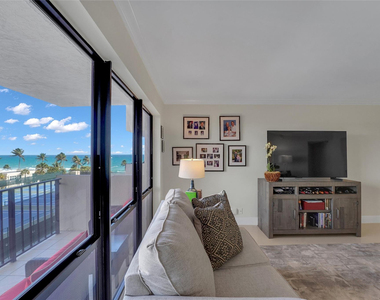 5100 N Ocean Boulevard - Photo Thumbnail 2