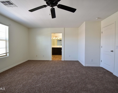 9015 W State Avenue - Photo Thumbnail 18