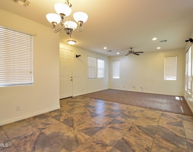 9015 W State Avenue - Photo Thumbnail 3