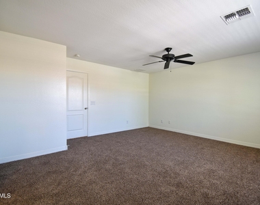 9015 W State Avenue - Photo Thumbnail 19