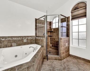 9379 E Windrose Drive - Photo Thumbnail 22