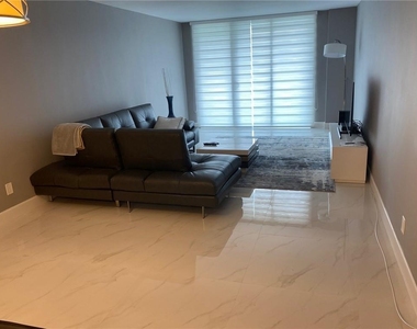 19380 Collins Avenue - Photo Thumbnail 6