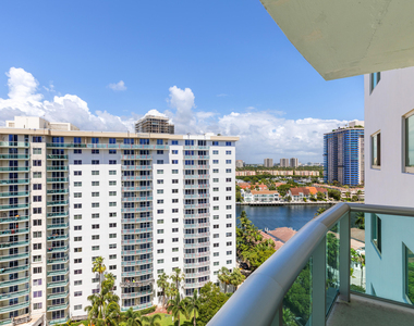 19380 Collins Avenue - Photo Thumbnail 33