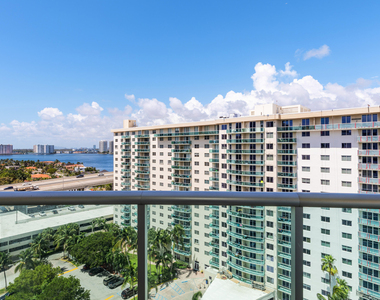 19380 Collins Avenue - Photo Thumbnail 27