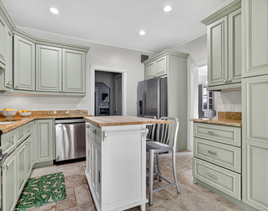 412 El Prado - Photo Thumbnail 17