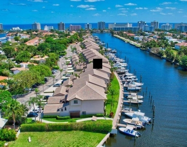 210 Captains Walk - Photo Thumbnail 40
