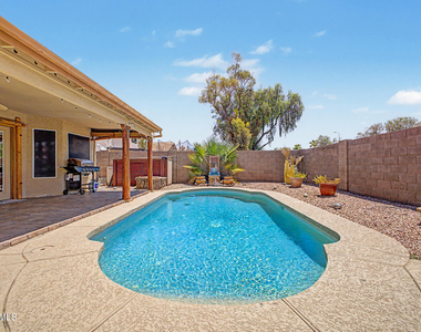 1291 W Butler Drive - Photo Thumbnail 18