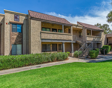 5995 N 78th Street - Photo Thumbnail 2