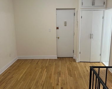 East 58th Street - Photo Thumbnail 1