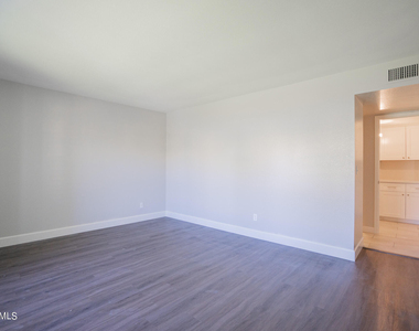 16630 N 67th Street - Photo Thumbnail 18