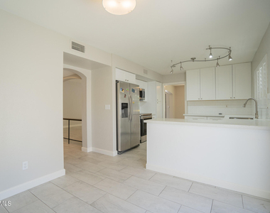 16630 N 67th Street - Photo Thumbnail 14