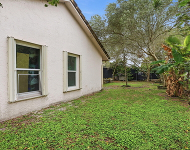 2171 Nw 76th Avenue - Photo Thumbnail 23