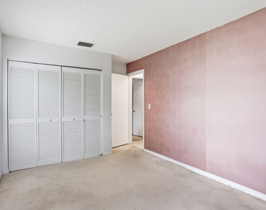 2171 Nw 76th Avenue - Photo Thumbnail 17